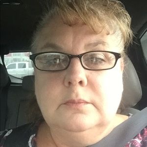 Meet your Posher, Rebekah